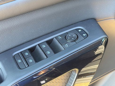 New 2026 Nissan Pathfinder SV image 20