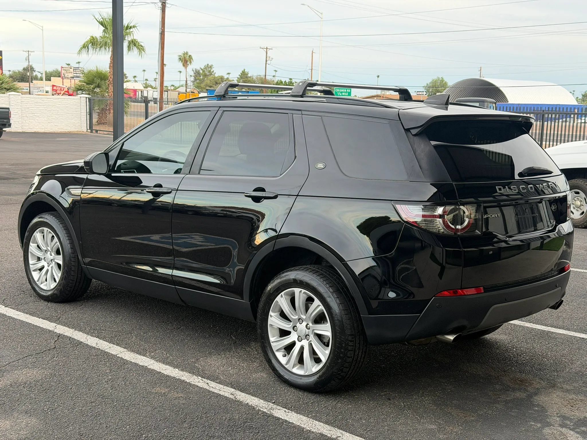 Used 2018 Land Rover Discovery Sport SE AWD/4WD image 5