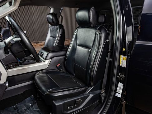 Used 2019 Ford F250 Lariat image 29