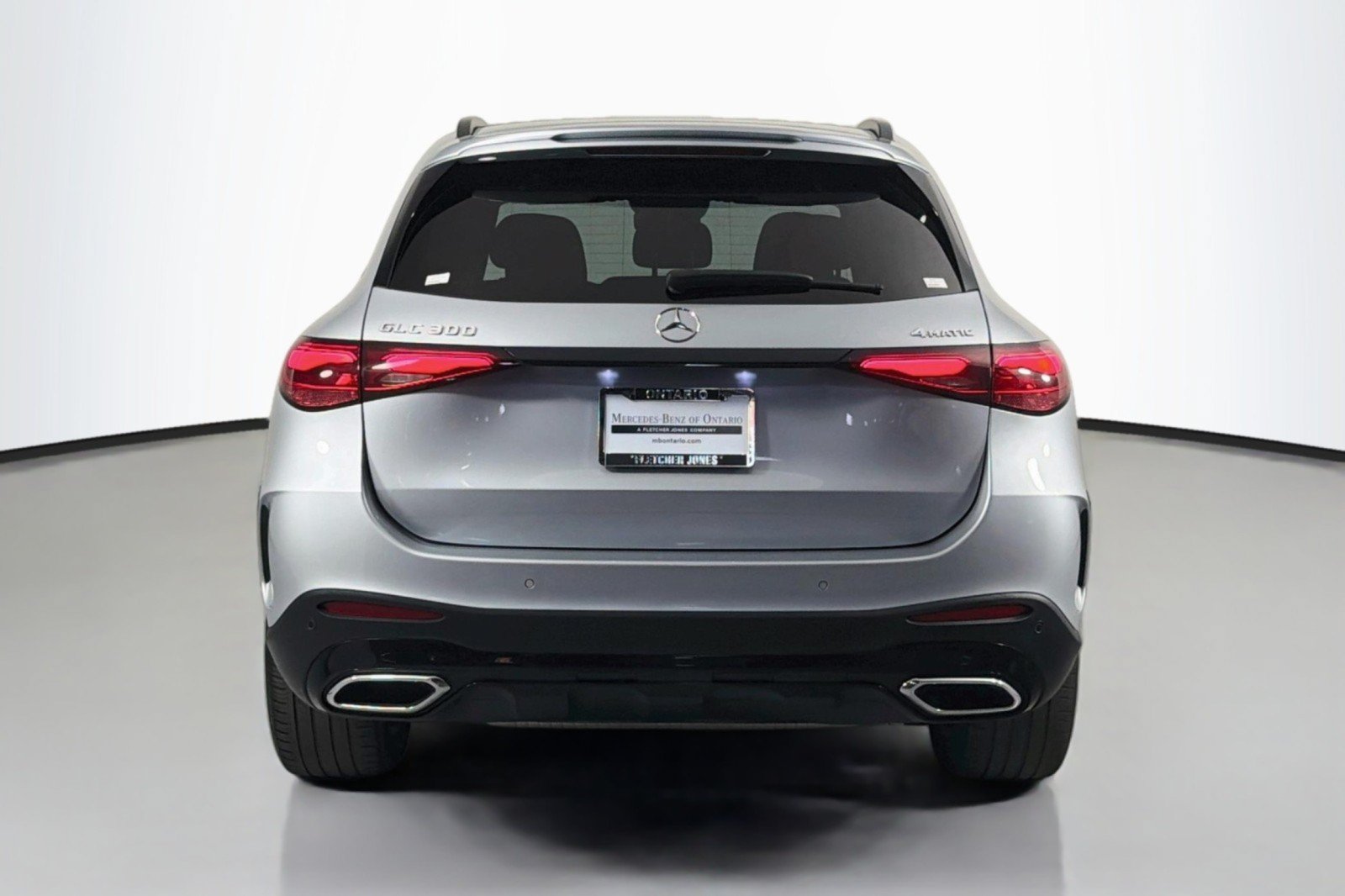 Used 2023 Mercedes-Benz GLC 300 4MATIC image 4