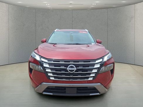 Used 2024 Nissan Rogue SL FWD image 8