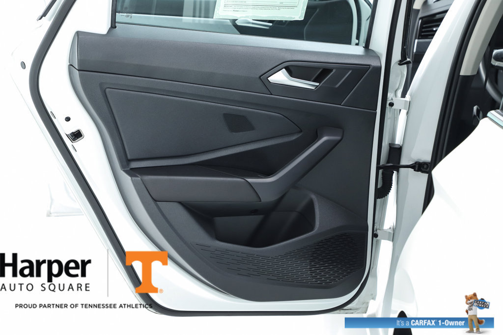 Used 2023 Volkswagen Jetta SE FWD image 17