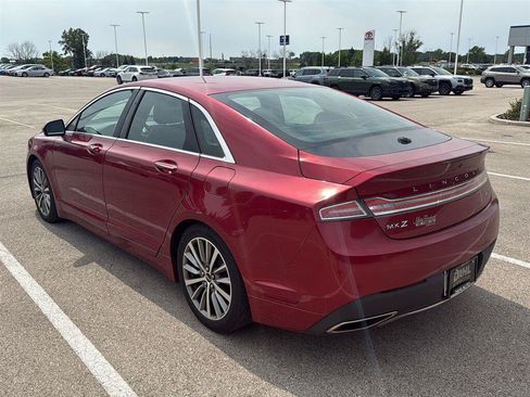 Used 2018 Lincoln MKZ Select w/ Select Plus Package FWD image 12