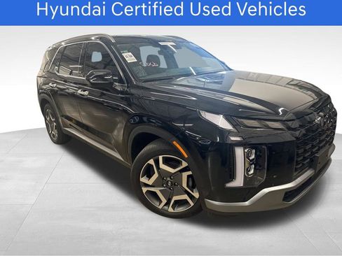 Used 2025 Hyundai Palisade SEL FWD image 2