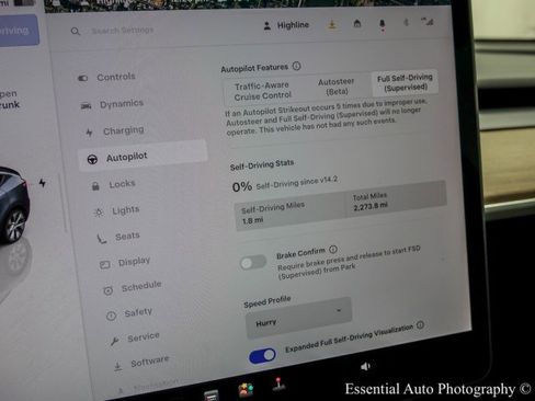 Used 2024 Tesla Model Y Long Range image 29