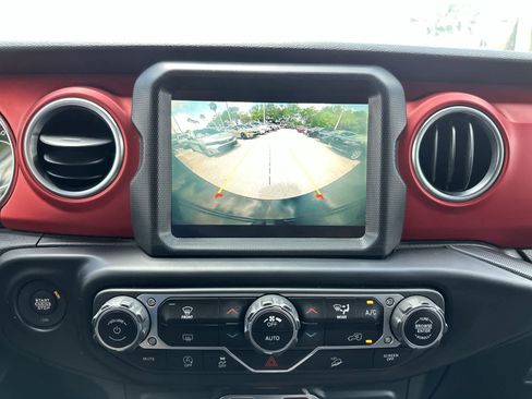 Used 2021 Jeep Wrangler Unlimited Rubicon image 20