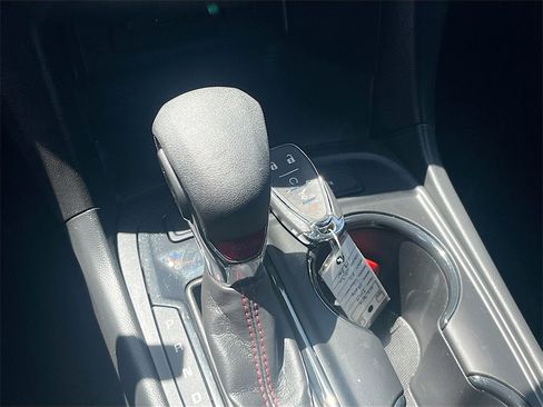 Used 2024 Chevrolet Equinox RS image 16