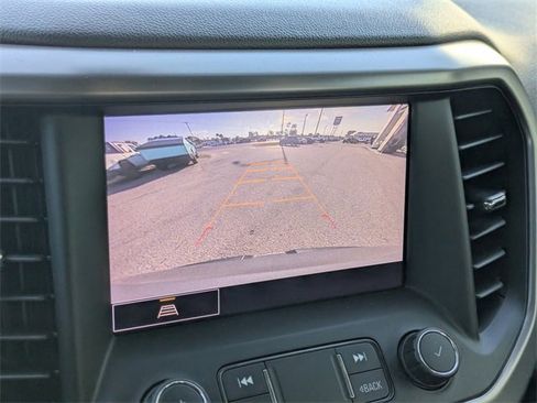 Used 2021 GMC Acadia AT4 image 23