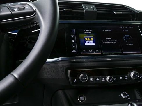 Used 2023 Audi Q3 2.0T Premium w/ Convenience Package image 12