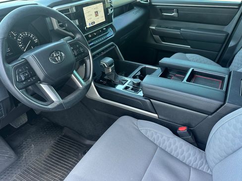 Used 2025 Toyota Tundra SR5 w/ SR5 Convenience Package AWD/4WD image 10
