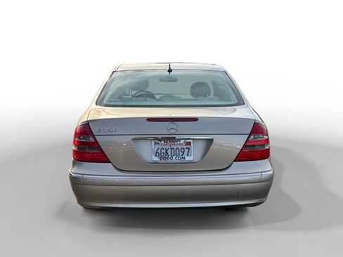 Used 2006 Mercedes-Benz E 350 Sedan image 4