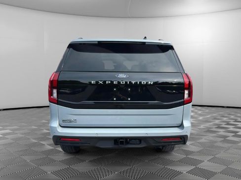 Used 2025 Ford Expedition Active AWD/4WD image 8