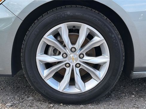 Used 2023 Chevrolet Malibu LT FWD image 24