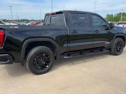 Used 2024 GMC Sierra 1500 Elevation w/ Preferred Package AWD/4WD image 9