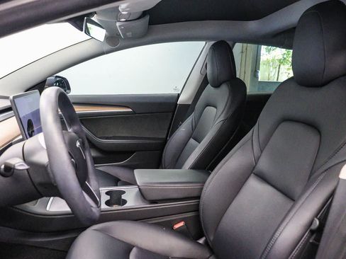 Used 2022 Tesla Model 3 RWD image 17