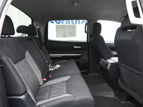 Used 2017 Toyota Tundra SR5 w/ SR5 Upgrade Package AWD/4WD image 10