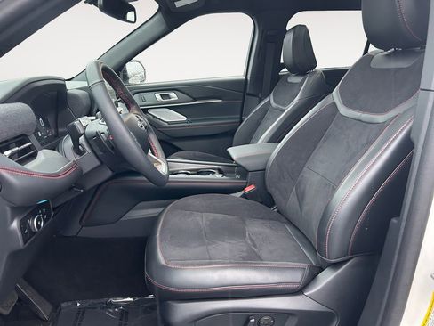 Used 2025 Ford Explorer ST w/ Sun And Sound Package image 15