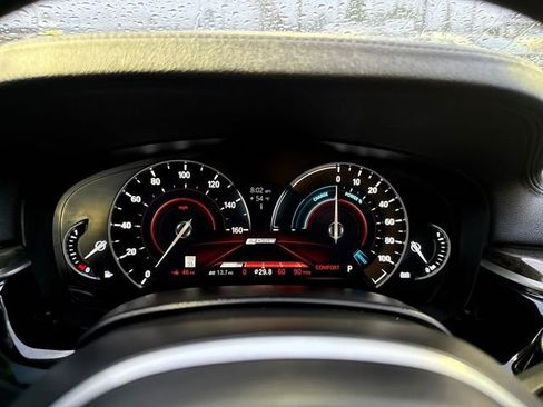 Used 2018 BMW 530e 530e iPerformance image 26