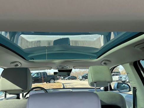 Used 2024 Hyundai Ioniq 5 Limited image 12