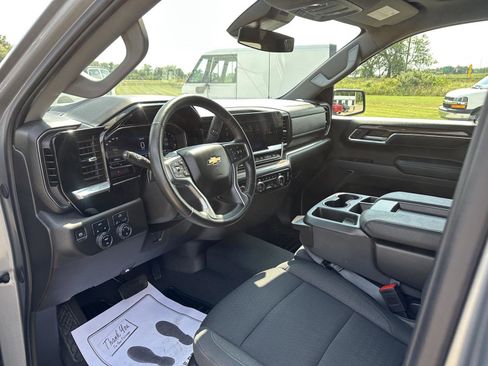 Used 2024 Chevrolet Silverado 1500 LT image 20