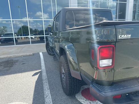 Used 2024 Jeep Gladiator Sport image 4