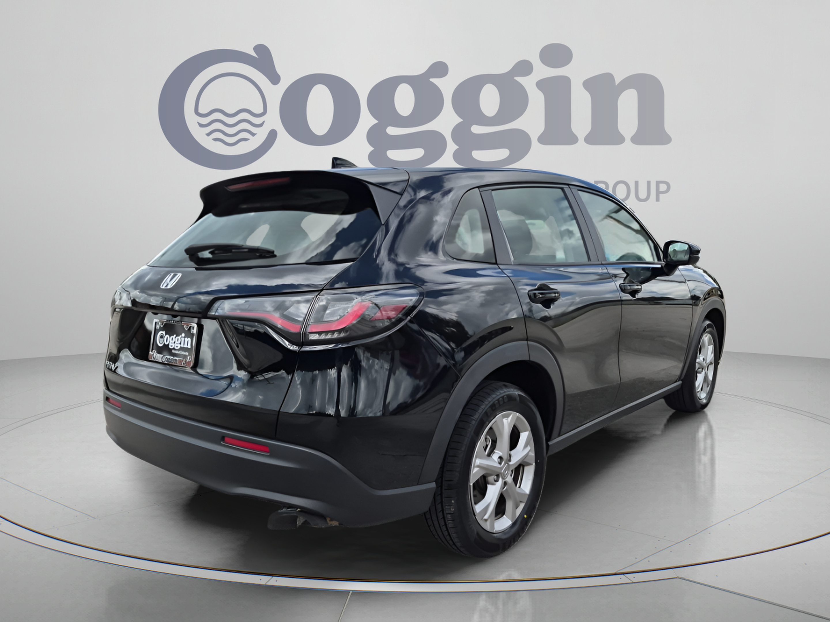 Certified 2025 Honda HR-V LX image 6