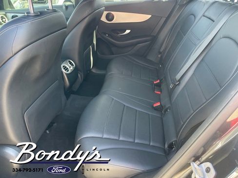 Used 2021 Mercedes-Benz GLC 300 image 14