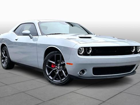 Used 2022 Dodge Challenger SXT w/ Blacktop Package image 2