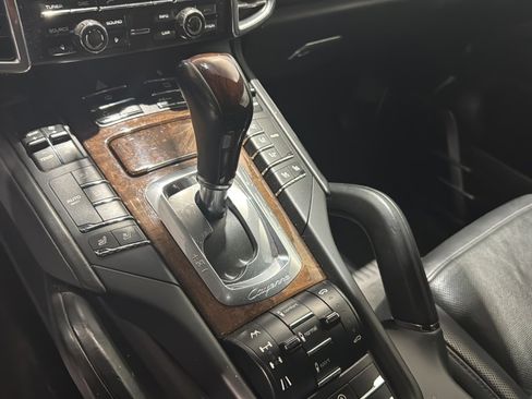 Used 2011 Porsche Cayenne Turbo AWD/4WD image 15