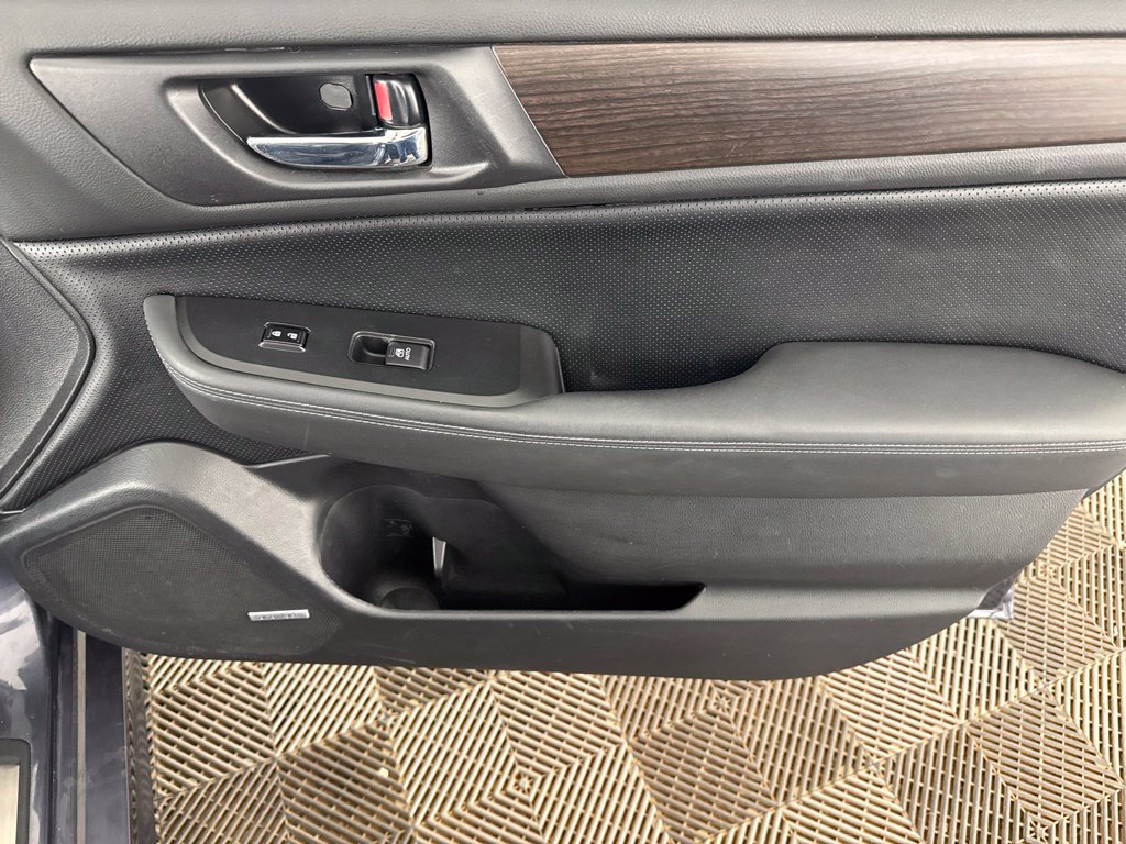 Used 2016 Subaru Legacy 2.5i Limited AWD/4WD image 30