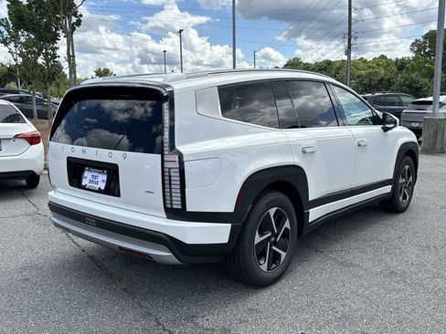 New 2026 Hyundai Ioniq 9 SE image 7