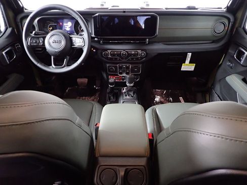 New 2026 Jeep Gladiator Mojave image 35