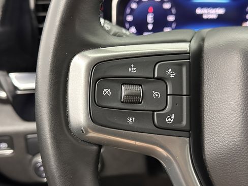 Used 2025 Chevrolet Silverado 1500 LT RWD image 16