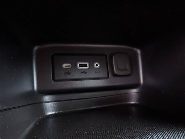 Used 2024 Chevrolet Equinox LT w/ LPO, Floor Liner Package AWD/4WD image 18