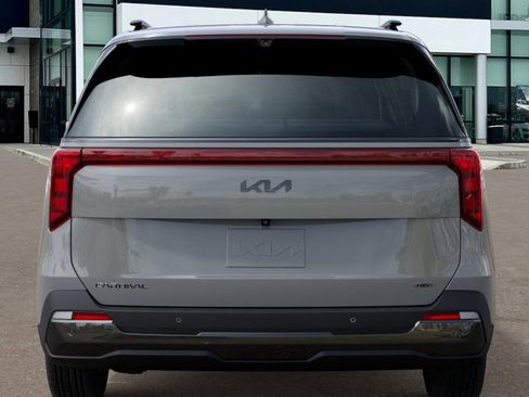 New 2026 Kia Carnival SX w/ SX Dark Edition Package FWD image 14