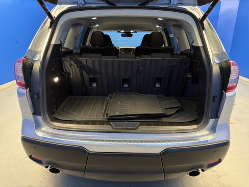 Certified 2025 Subaru Ascent Premium w/ Premium Package image 28