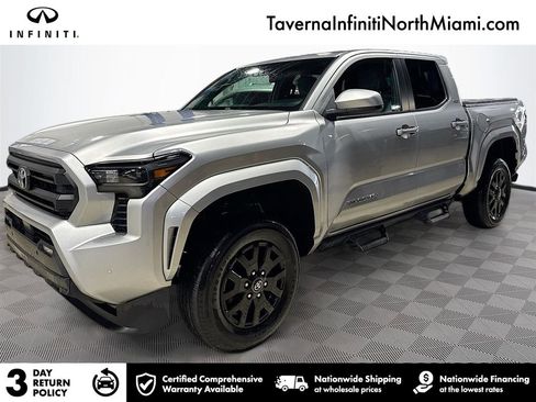 Used 2024 Toyota Tacoma SR5 image 1