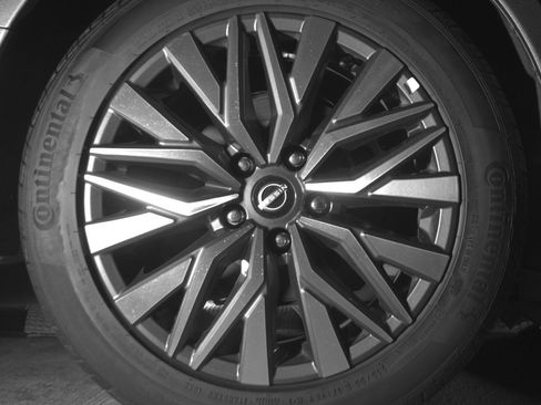 Used 2025 Nissan Altima 2.5 SV image 15