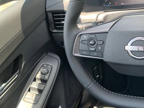 New 2026 Nissan Sentra SV w/ SV Convenience Package FWD image 9