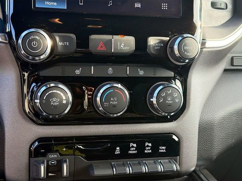 Used 2025 RAM 1500 Lone Star RWD image 14
