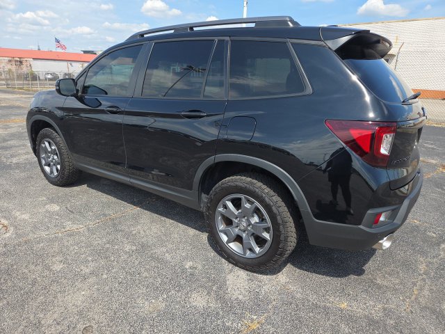 Used 2025 Honda Passport TrailSport image 6