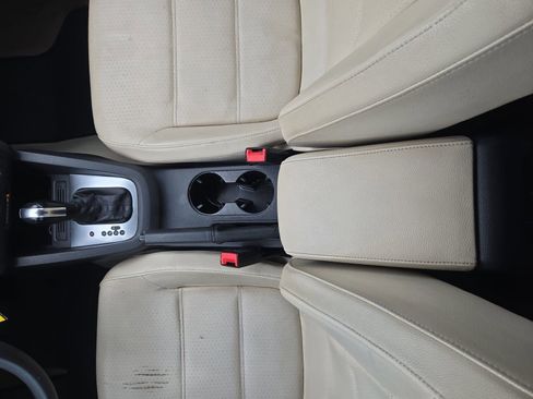 Used 2014 Volkswagen Jetta SE FWD image 21