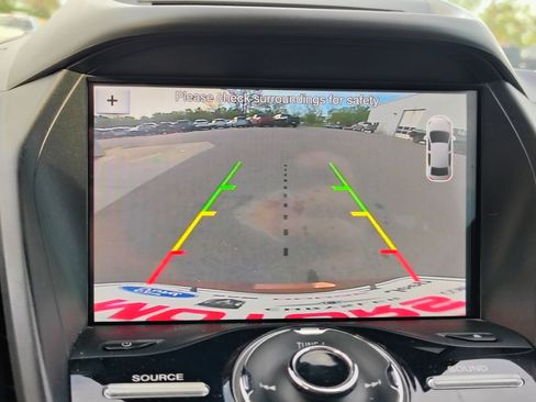 Used 2017 Ford Escape Titanium FWD image 4