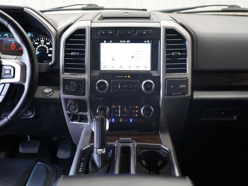 Used 2018 Ford F150 Lariat w/ Equipment Group 502A Luxury AWD/4WD image 18