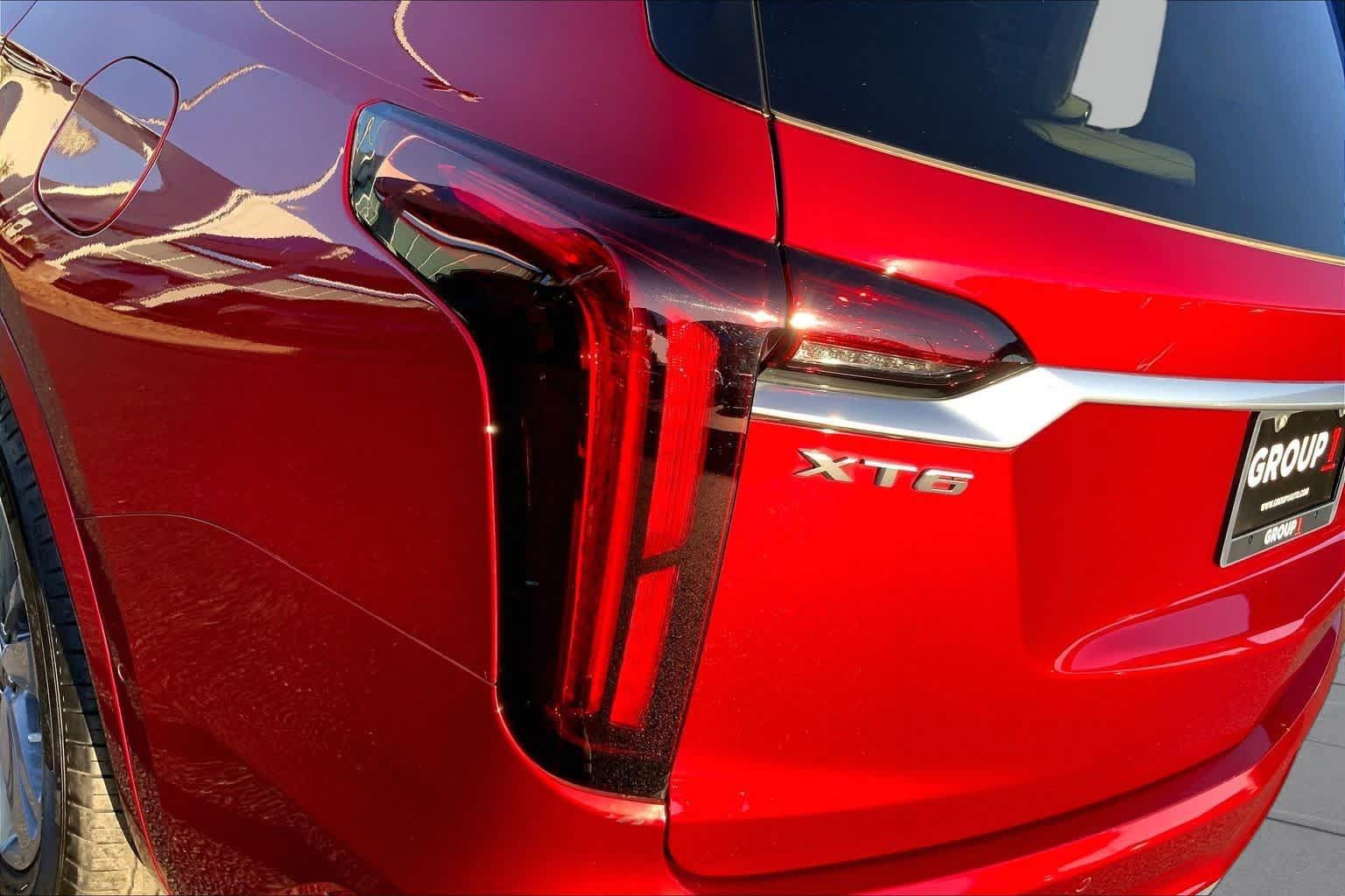 Used 2023 Cadillac XT6 Premium Luxury w/ Technology Package FWD image 28