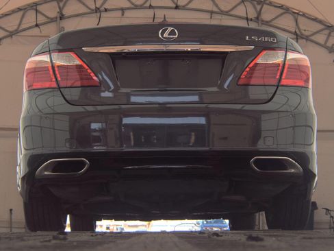 Used 2011 Lexus LS 460 image 7