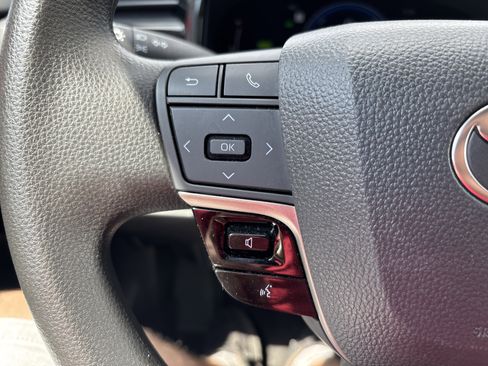 Certified 2025 Toyota Camry LE FWD image 18