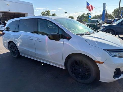Used 2025 Honda Odyssey Sport-L image 4