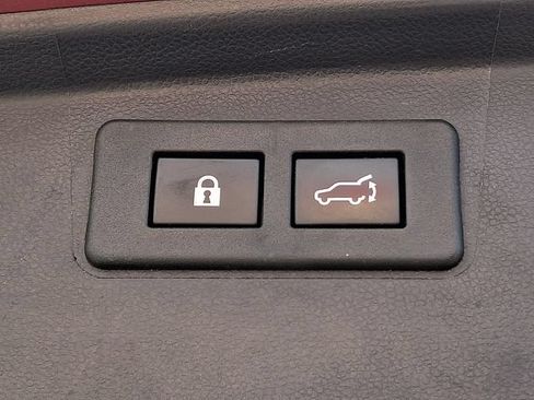 Used 2022 Subaru Outback Limited AWD/4WD image 31