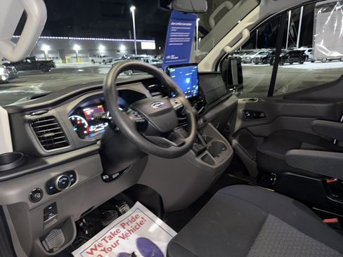 Certified 2023 Ford Transit 350 XLT image 20